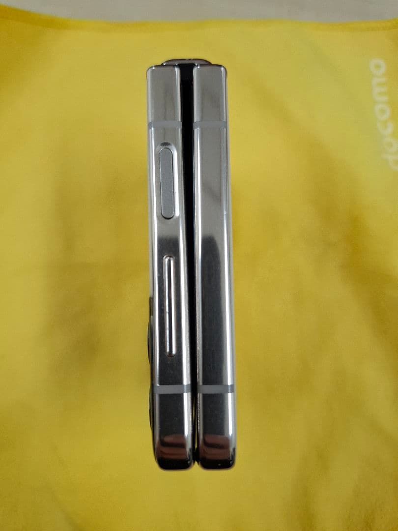 SC-54C ギャラクシーＺフリップ4 シムフリー