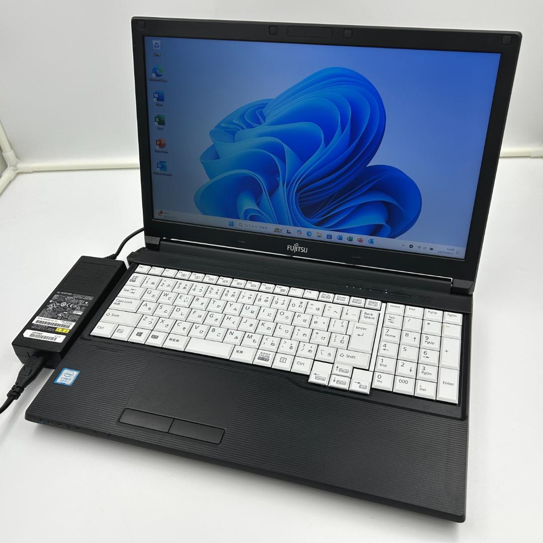 ノートパソコン windows11 オフィス付き core i5 A579/B