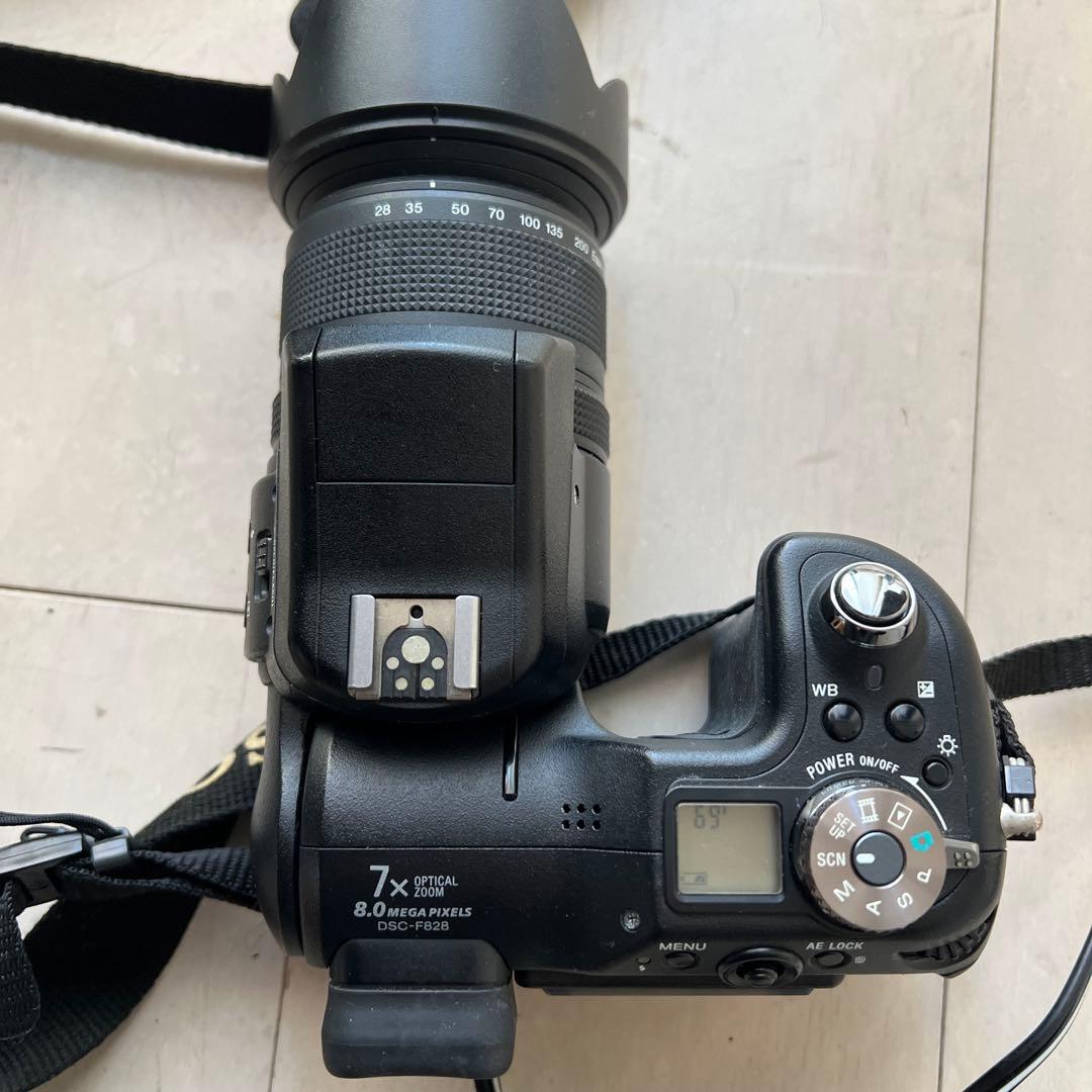 Carl Zeiss 22-84mm デジタルカメラ DSC-F828