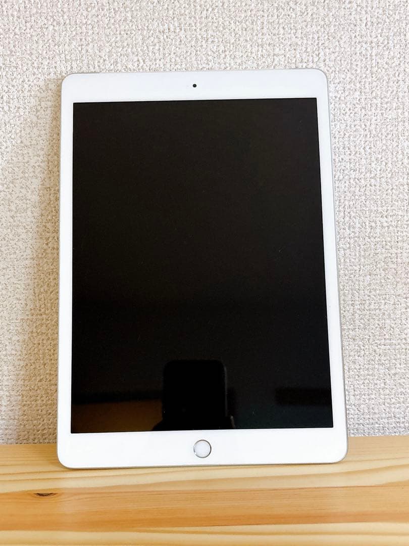 iPad 第7世代 32G シルバー 本体