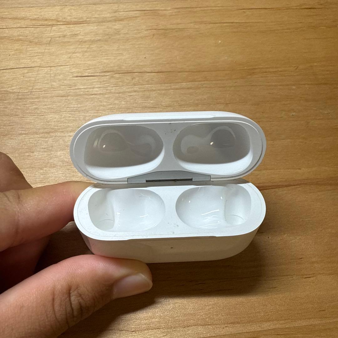 AirPods本体 ホワイト　左耳　Apple純正