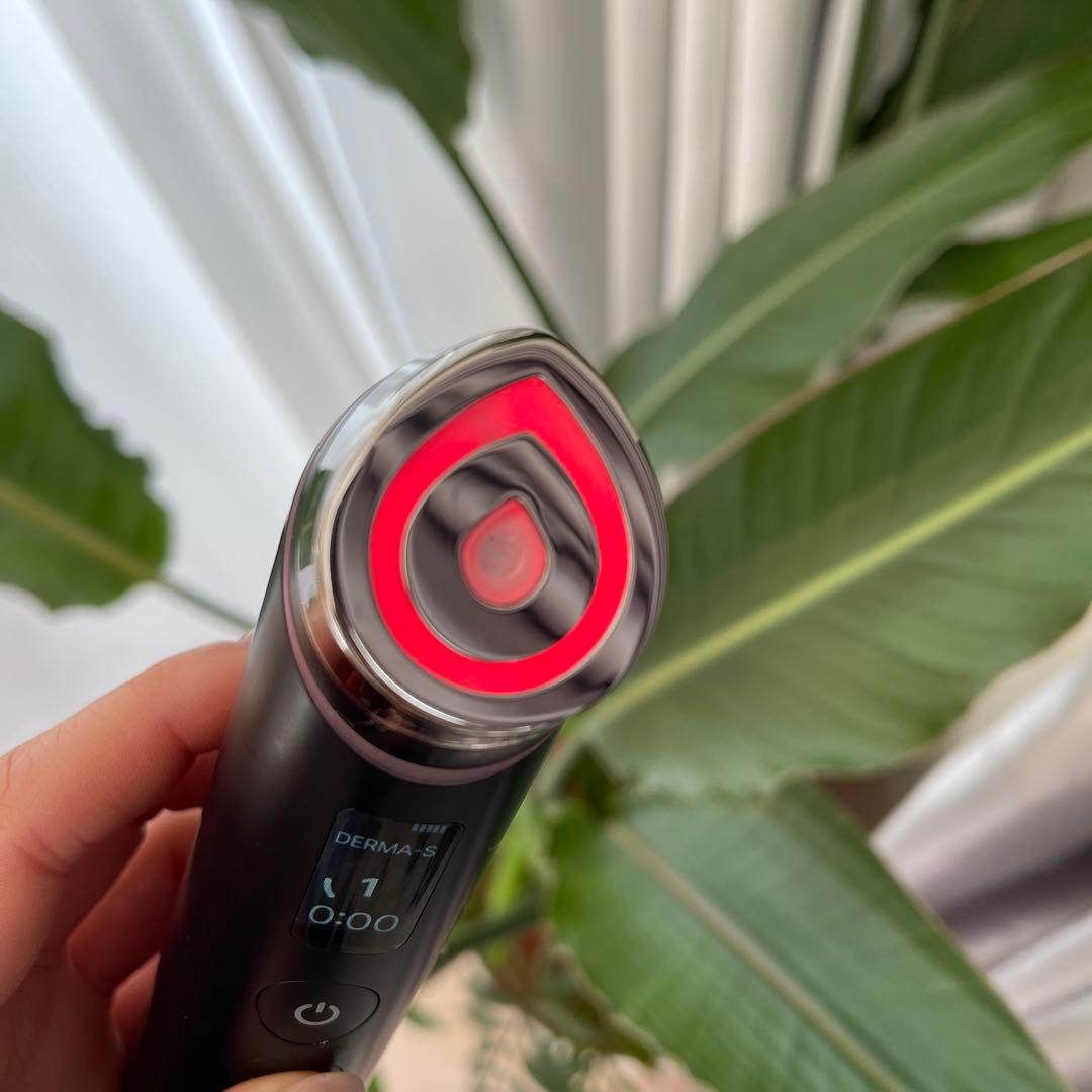 メディキューブBOOSTER PRO美顔器