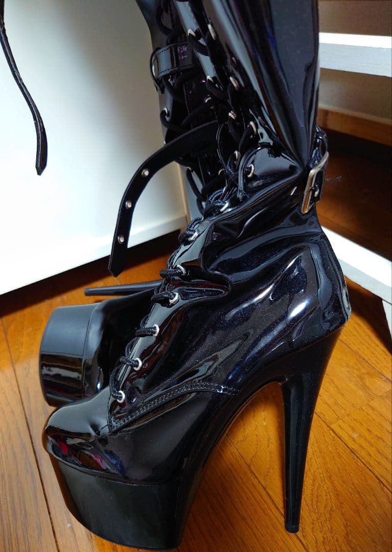 エナメル ニーハイブーツ 23、5 センチ