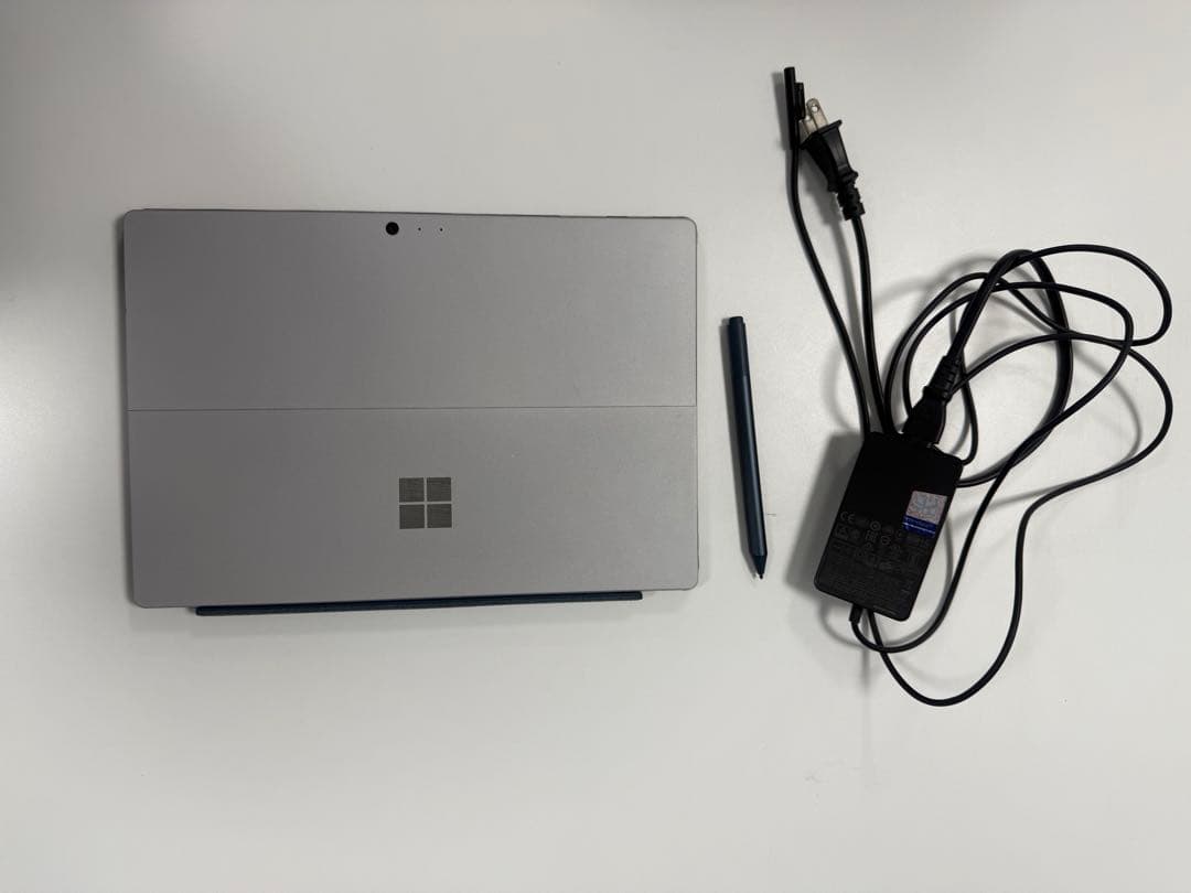 Microsoft Surface Pro 6タイプ