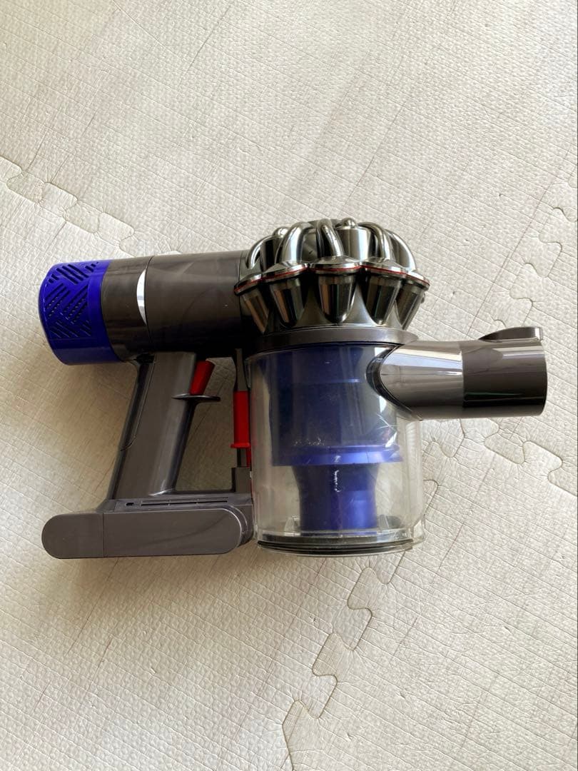 【純正バッテリー交換済】Dyson（ダイソン） V6 fluffy