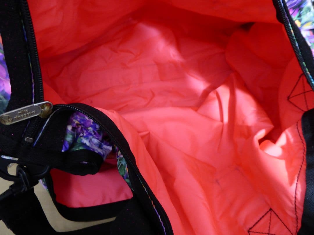 LeSportsac レスポートサック蜷川実花ニナデジ　ミカズユートピアレア柄