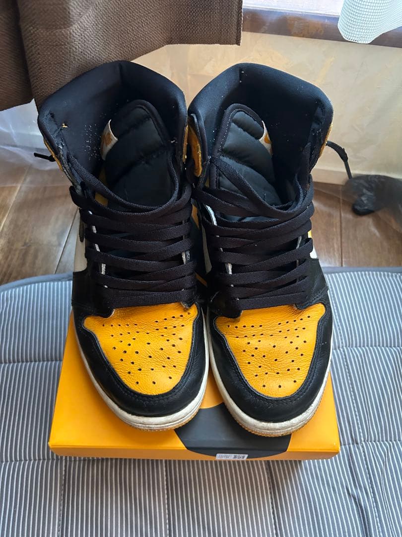 靴 NIKE Air Jordan 1 taxi 27cm