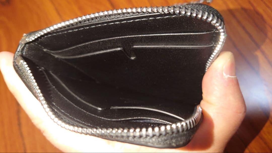 セール❗️未使用バーバリーBURBERRY ブラック ミニ財布 チェーン付き