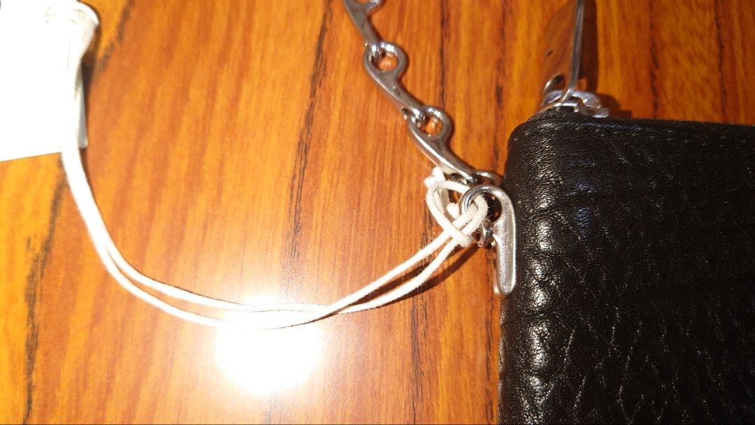 セール❗️未使用バーバリーBURBERRY ブラック ミニ財布 チェーン付き