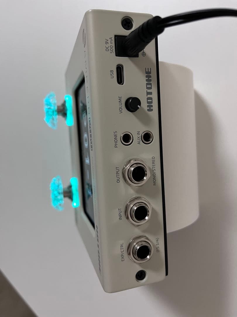 あ*ろ様 【美品】HOTONE AMPERO MINI ホワイト