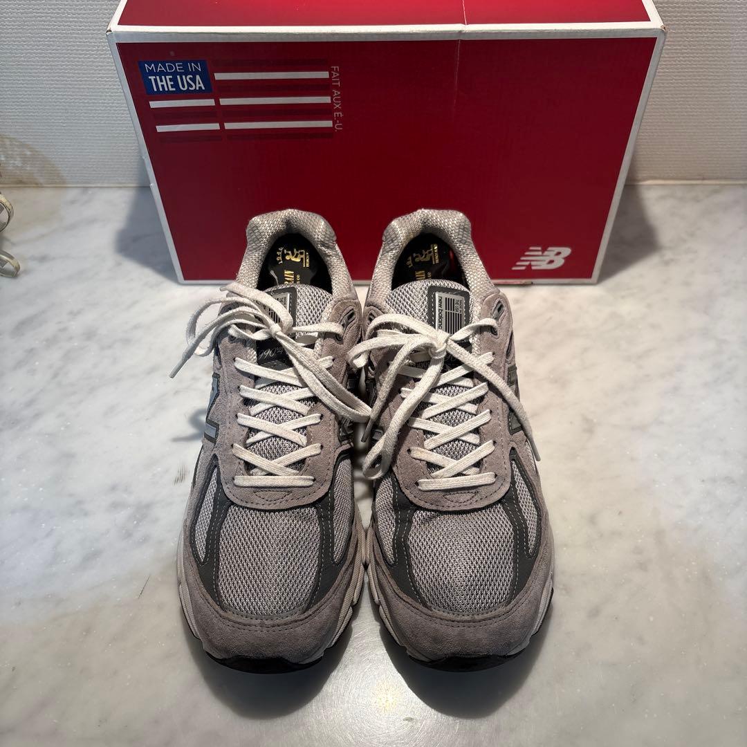 美品　箱付き　ニューバランス　990 V4 グレー　27センチ