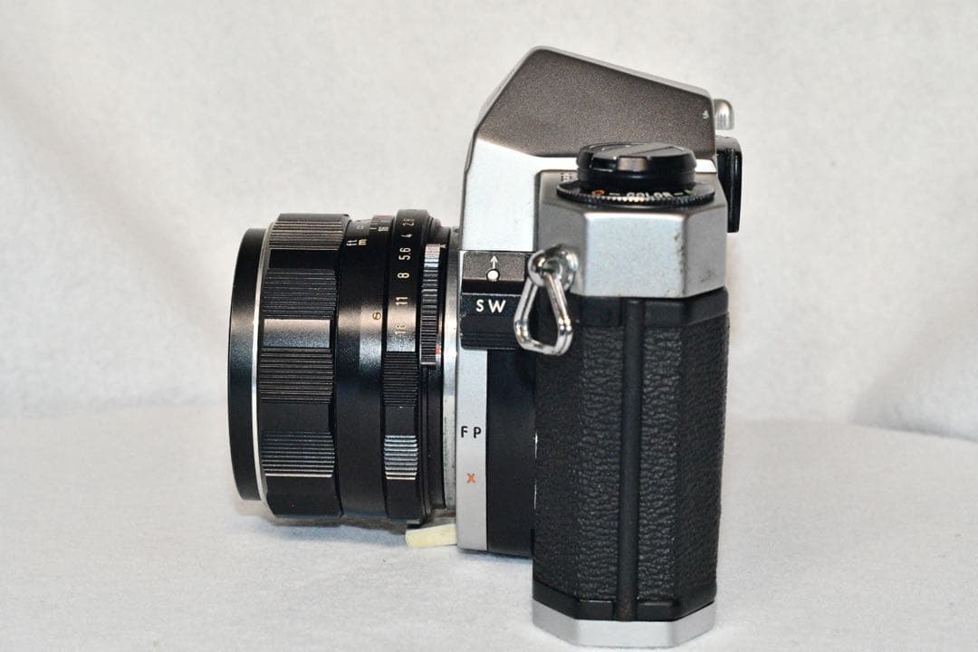 お値引き中 《動作品》pentax sp + 標準レンズ付きフィルムa296