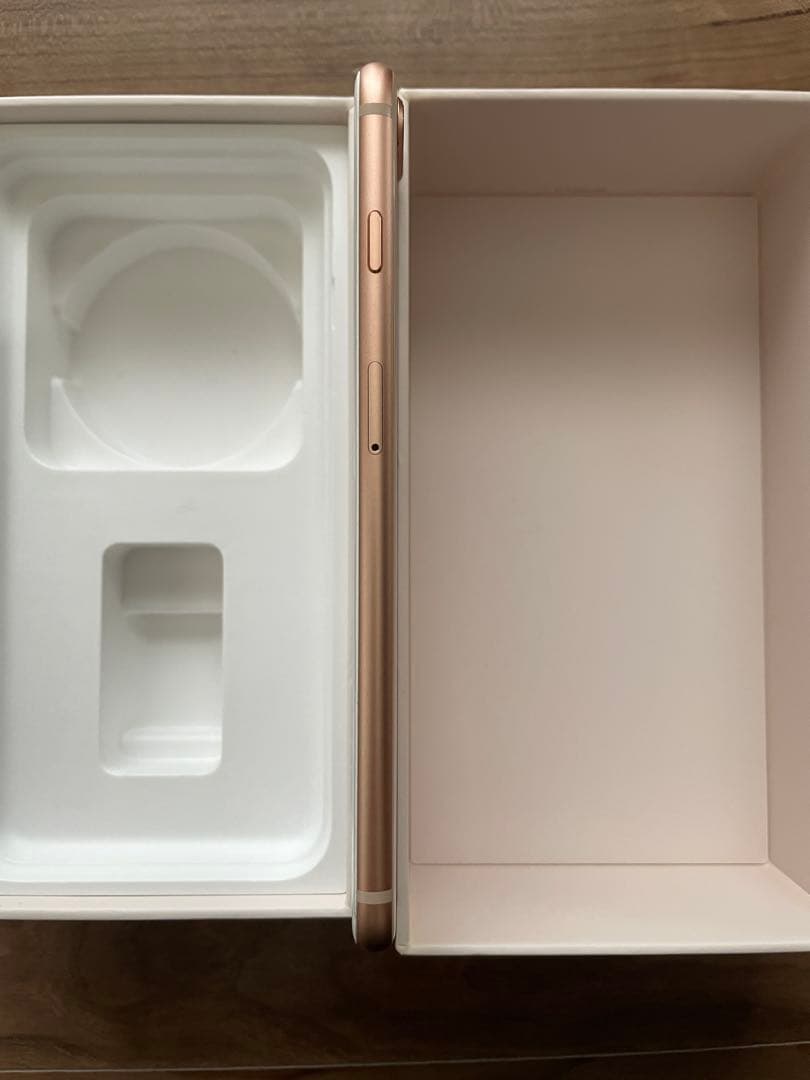 SIMフリー Apple iPhone 8 Plus 256GB ゴールド