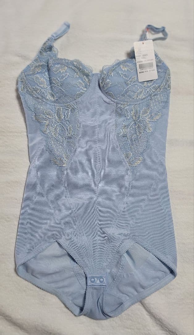 【新品】ダイアナ 補正下着 3点セット(水色)