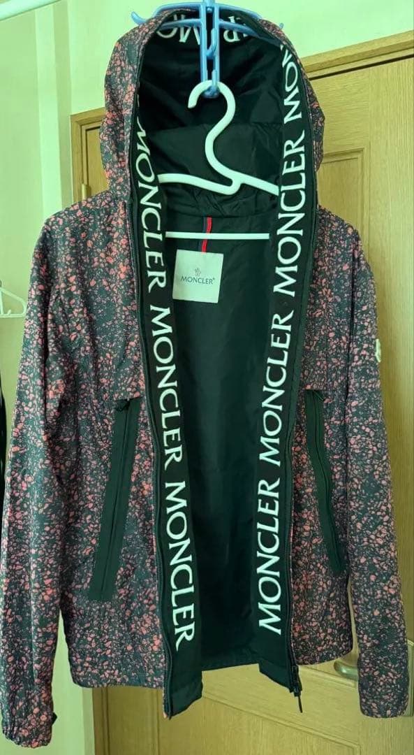 国内正規 MONCLER SIAGNE ナイロンジャケット ブルゾン