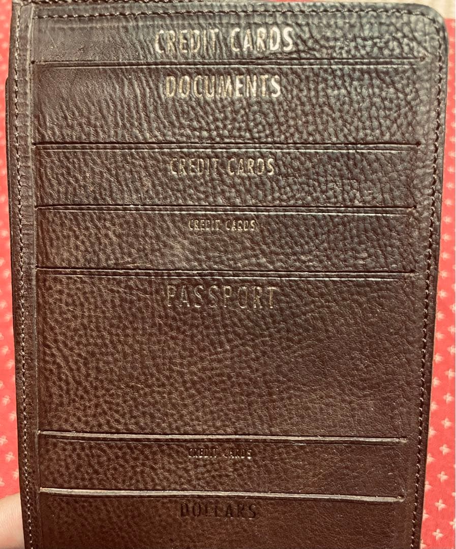 マルタンマルジェラ11￼￼長財布 ブラウン クレジットカード収納