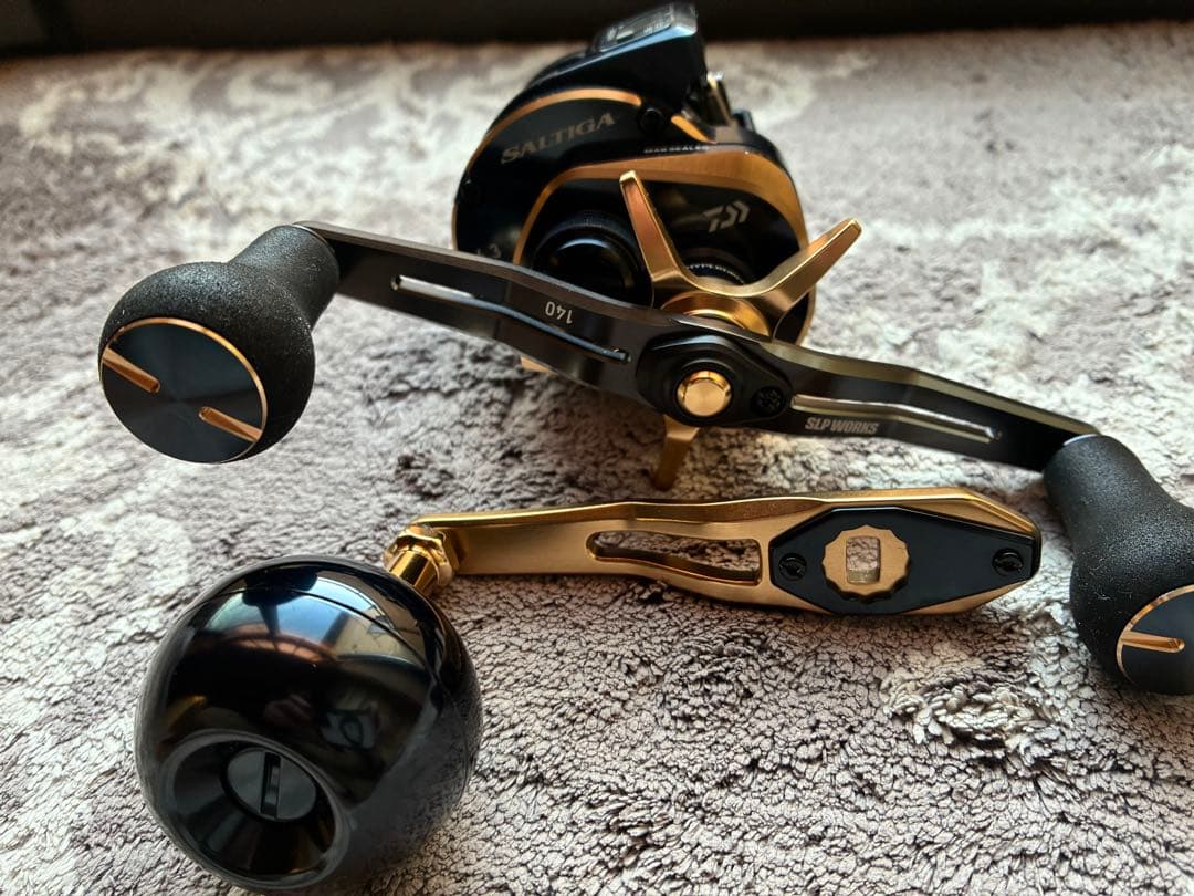 ソルティガic 300 6.3 右ハンドル 美品　ライン付き0.8号300m