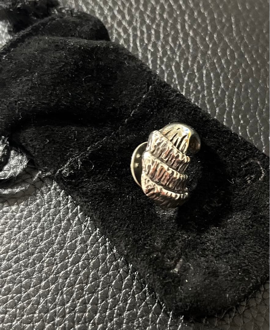 クロムハーツ　Chrome Hearts クロウ　ピンバッジ　ピン