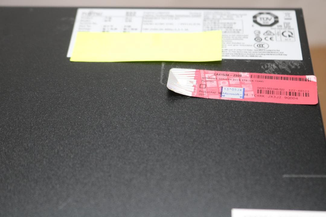 Fujitsu PRIMERGY TX1310 M3 サーバー