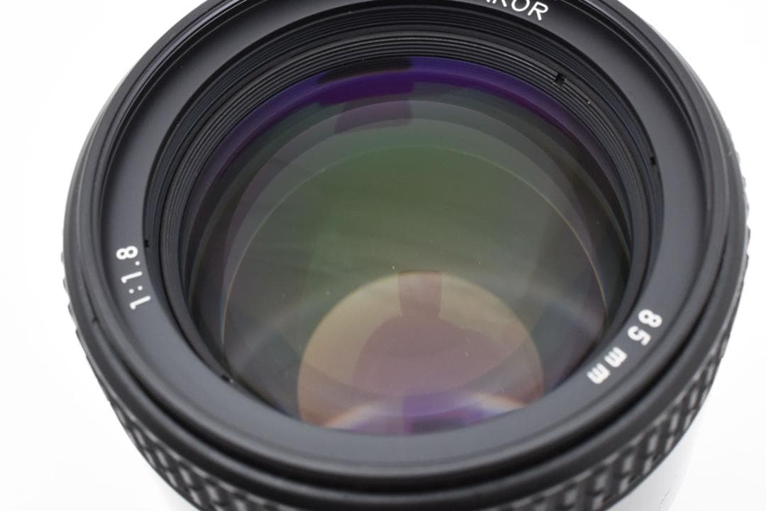 ニコン　Nikon AF NIKKOR 85mm F1.8