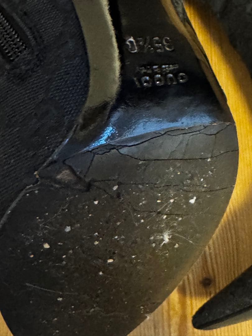 GUCCI ロングブーツ 高ヒール