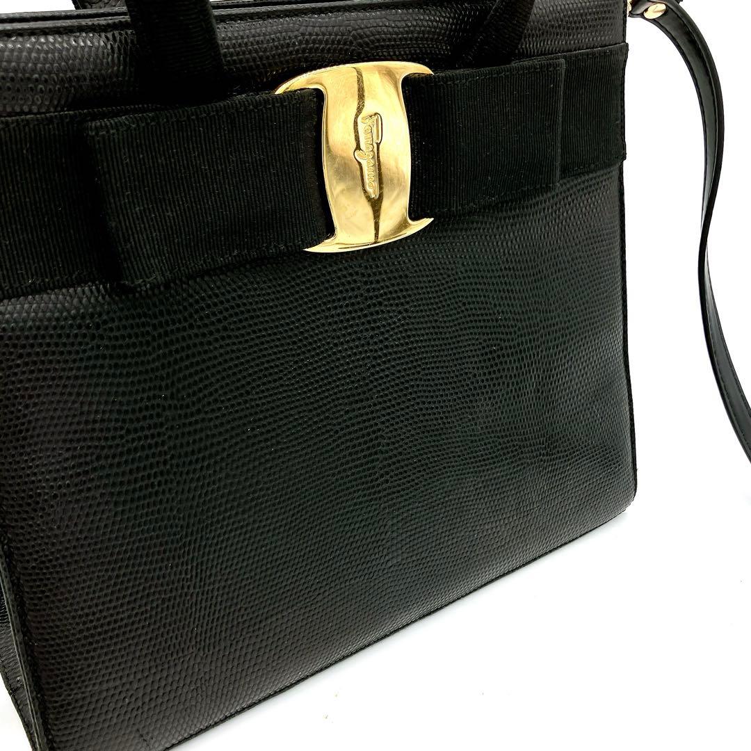【Salvatore Ferragamo】ハンドバッグ レザー　リザード　黒