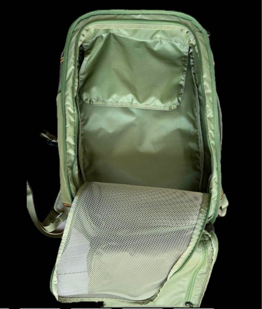 ハリー、未使用パタゴニア ブラックホールミニmlc