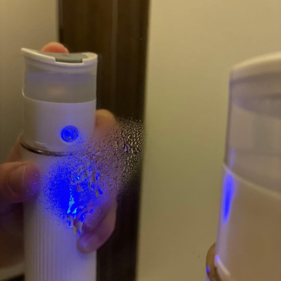 Ruby-tell 美顔器 ホワイト 充電器付きハンディ