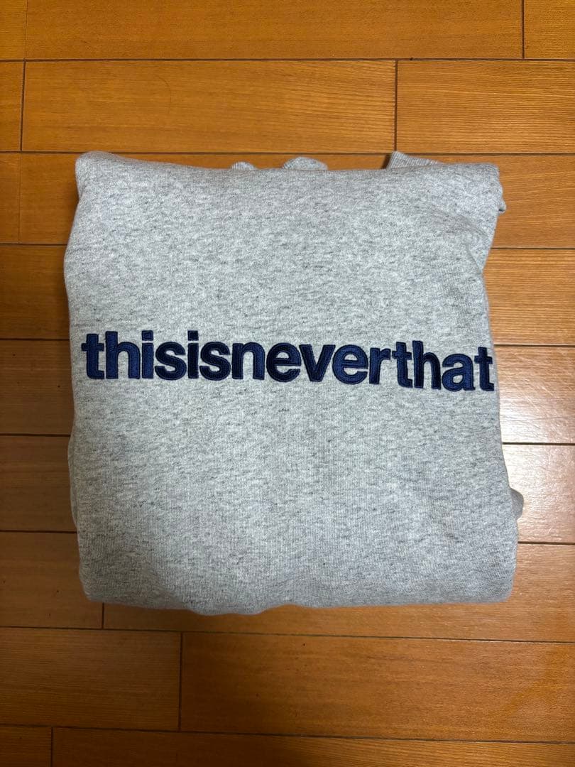 【美品】thisisneverthat パーカー　Mサイズ