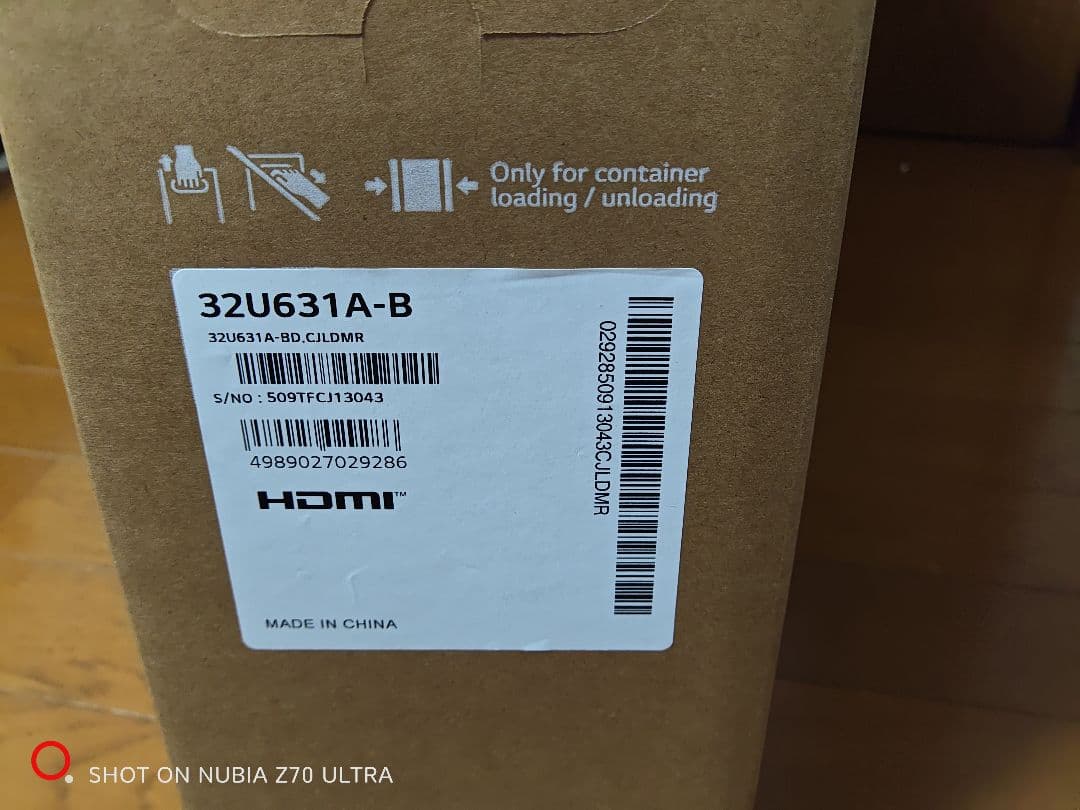 ジ*世様 LG QHD Monitor 32U631A-B 32インチ