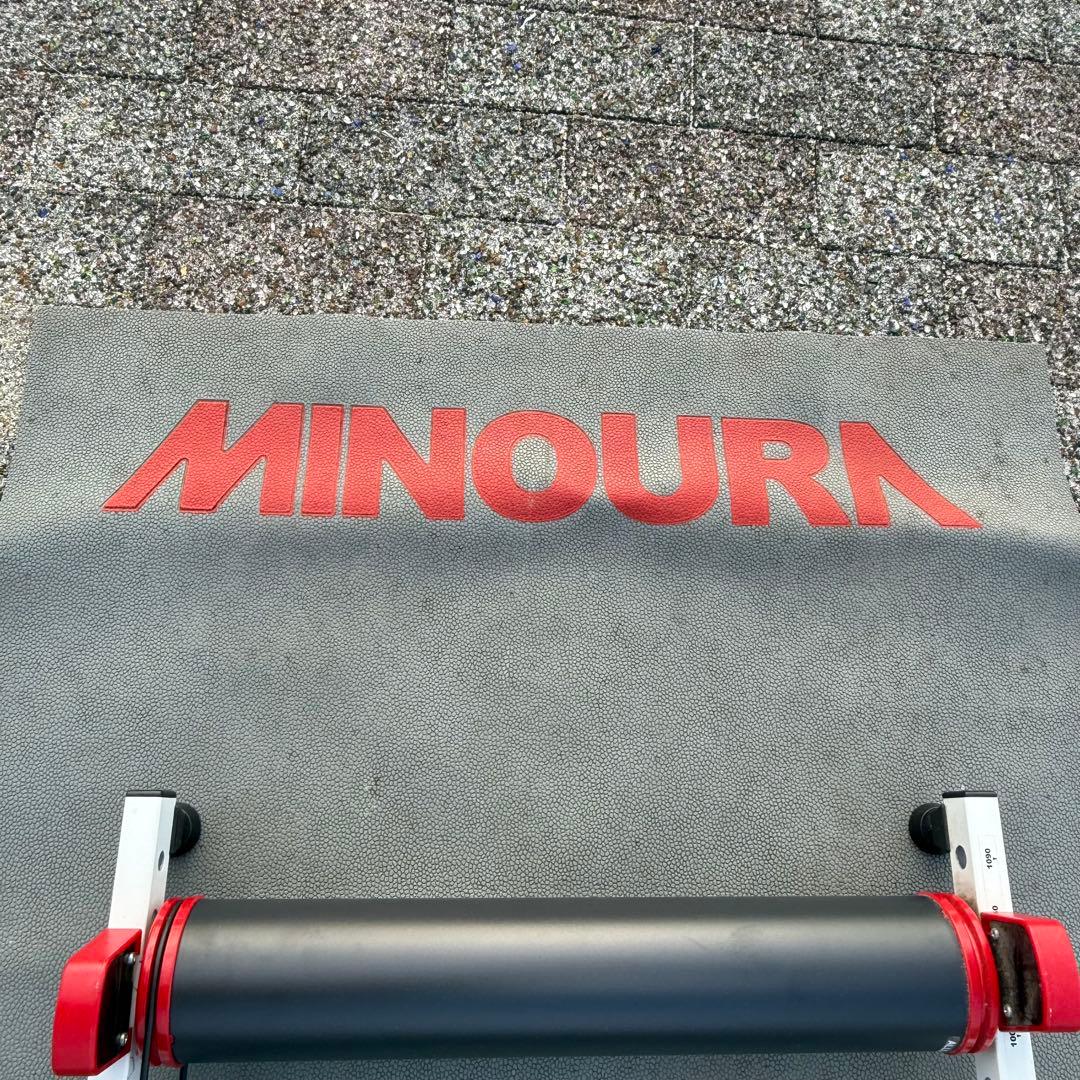 3本ローラー MoZ-Roller モッズ・ローラー　ミノウラ マット付き