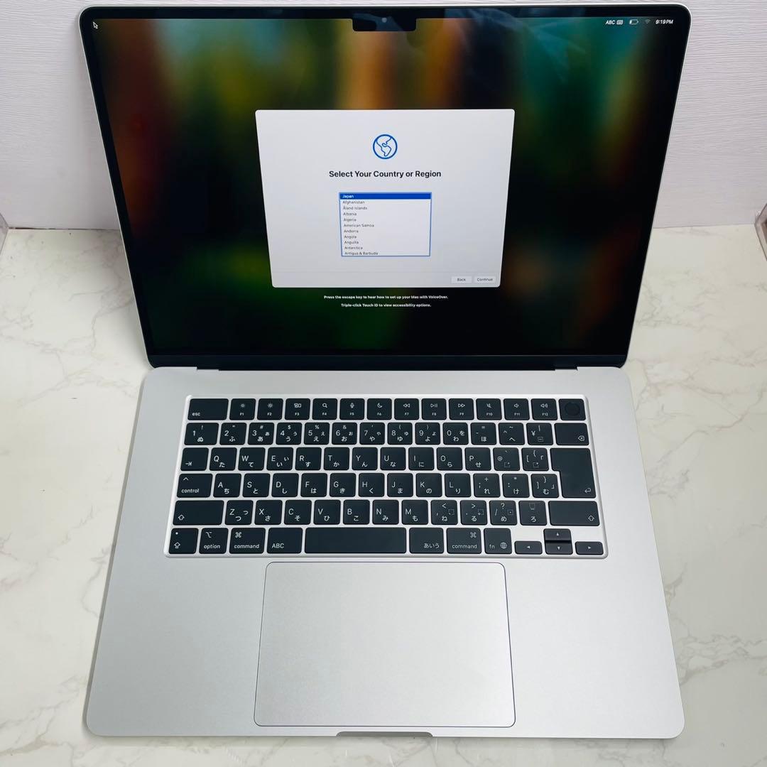 MacBook Air 15インチ M4 16GB SSD 256GB シルバー