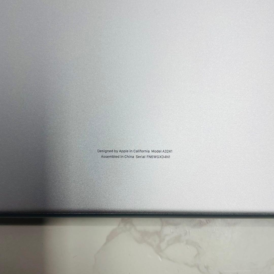 MacBook Air 15インチ M4 16GB SSD 256GB シルバー