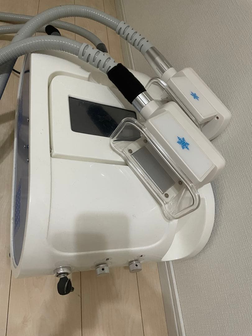 【中古品】業務用　痩身機　脂肪冷却マシン　脂肪冷却機　コンパクト　部分痩せ