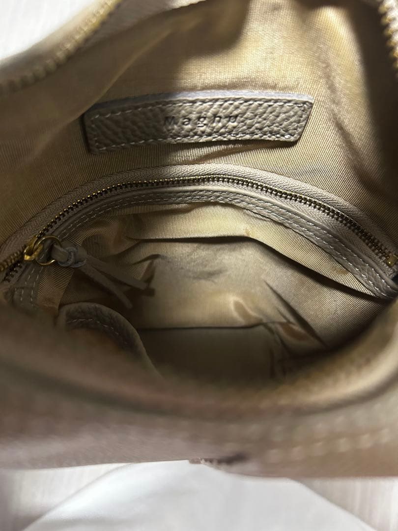 Magnu マヌー　keg pouch ケッグポーチ　グレージュ