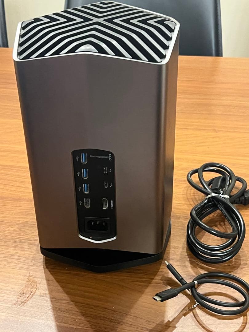 最終値下げ！Blackmagic eGPU RX580