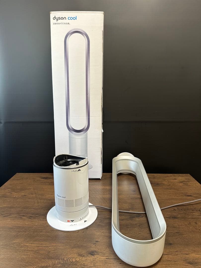 dyson cool AM07 tower fan　2022年製