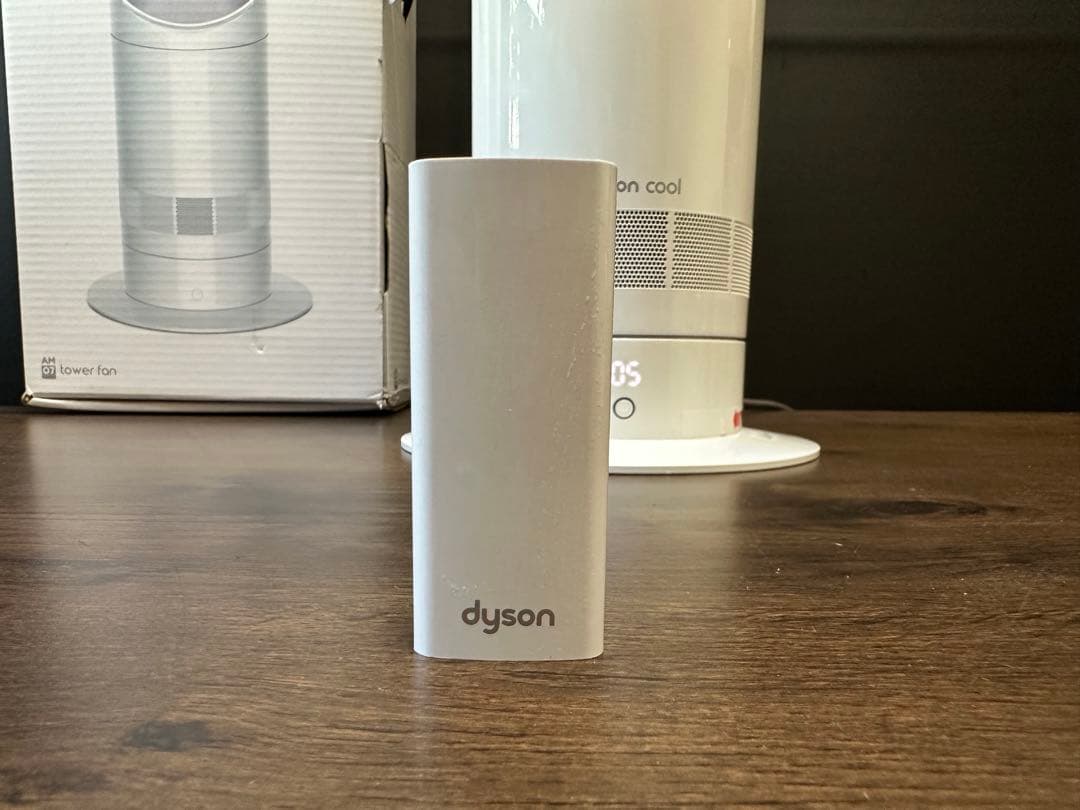 dyson cool AM07 tower fan　2022年製