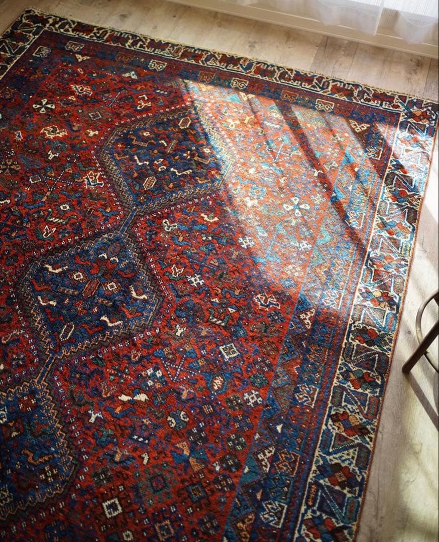 シラーズ　トライバルラグ　ヴィンテージラグ