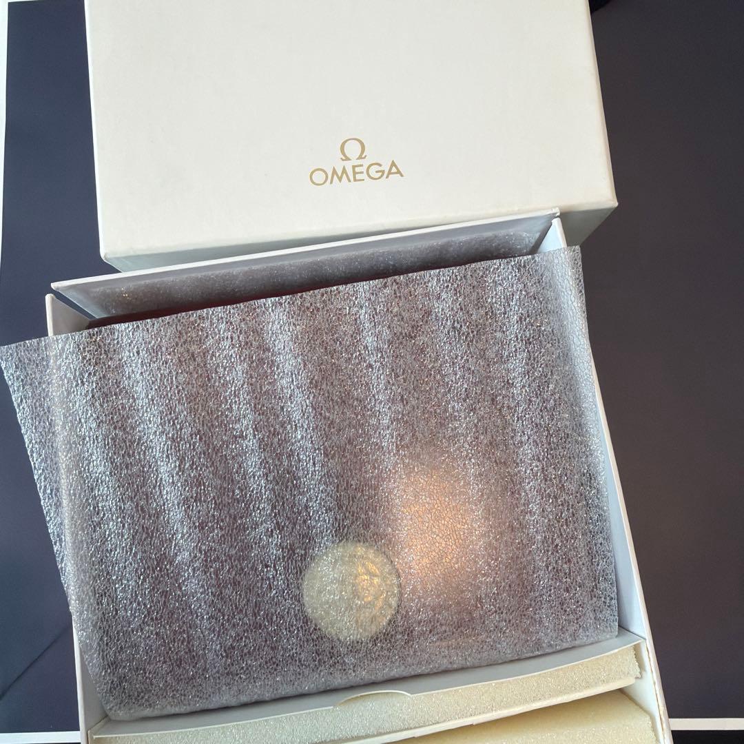 オメガ　OMEGA 箱、ギャランティーケース