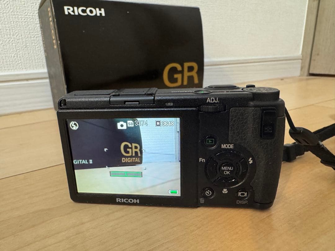 RICOH GR DIGITAL Ⅱ コンパクトデジタルカメラ 2684枚 箱付