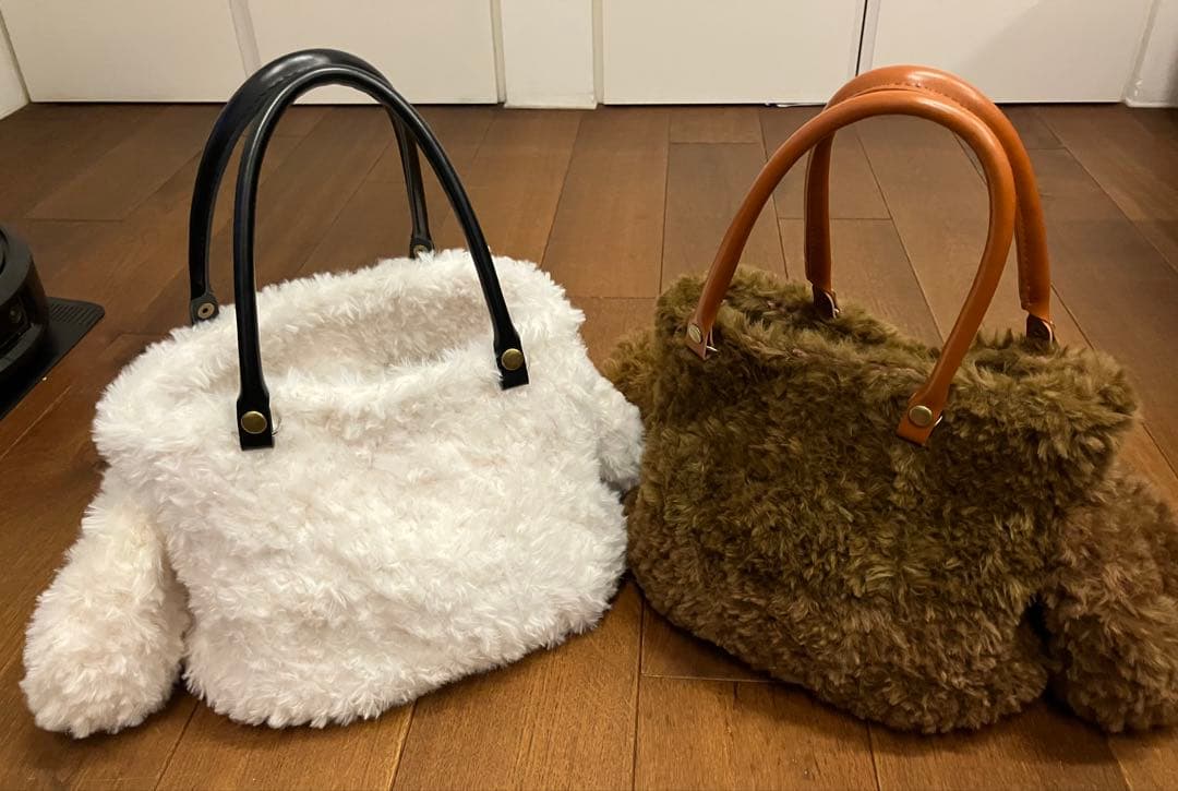 トイプードル　カートバッグ オフホワイト&ブラウン　ネコピー