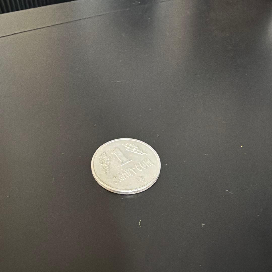 自動販売機型保冷庫　冷蔵庫　 avm-400