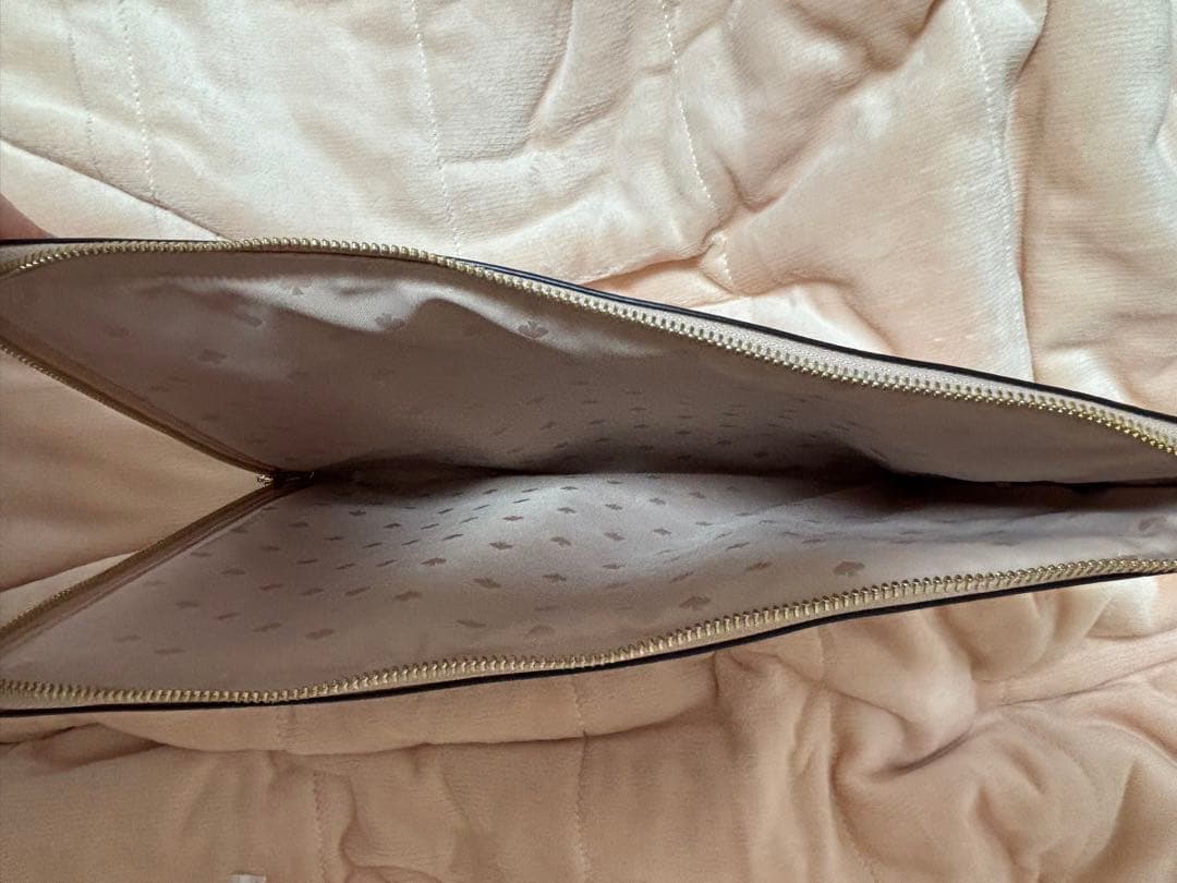 ［ディズニー］kate spade ノートPCケース