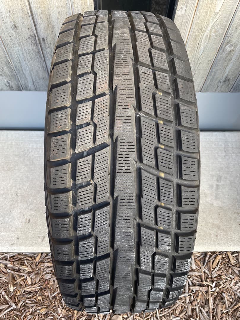 【天優さま専用】 【送料込み】 ランクル80　純正ホイール　スタッドレス