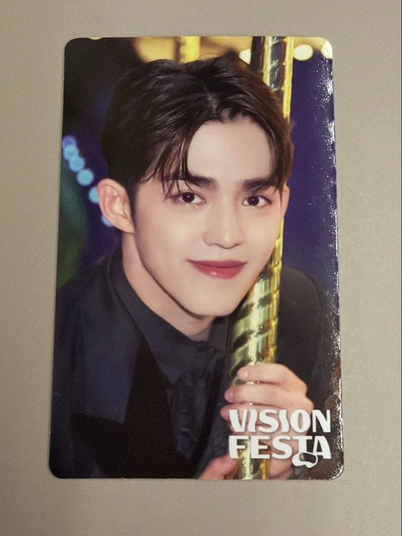 エスクプス トレカ SEVENTEEN VISION FESTA カード