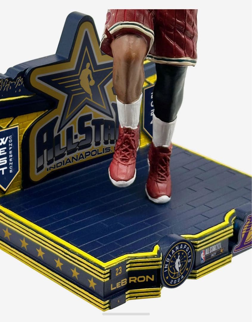 【マッサン】正規品レブロン・ジェームズ　ボブルヘッド 124個限定生産