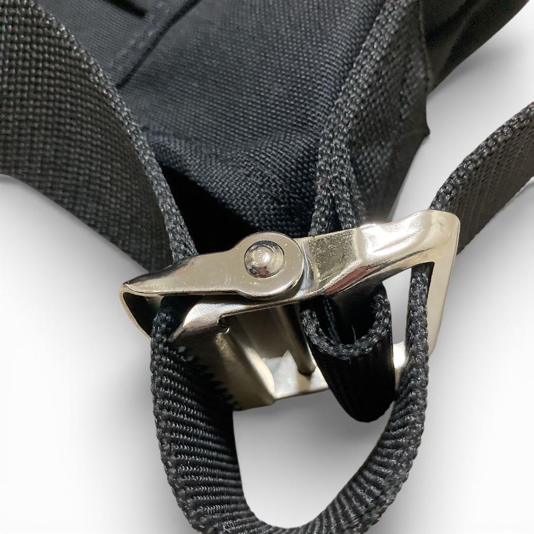 ほぼ新品　定価2万 A3収納 防水 マンハッタンポーテージ メッセンジャーバッグ