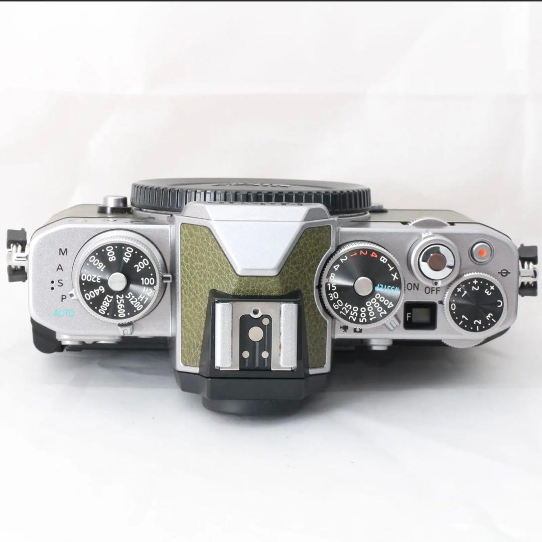 NikonZ fcボディZfc シルバーとレンズ