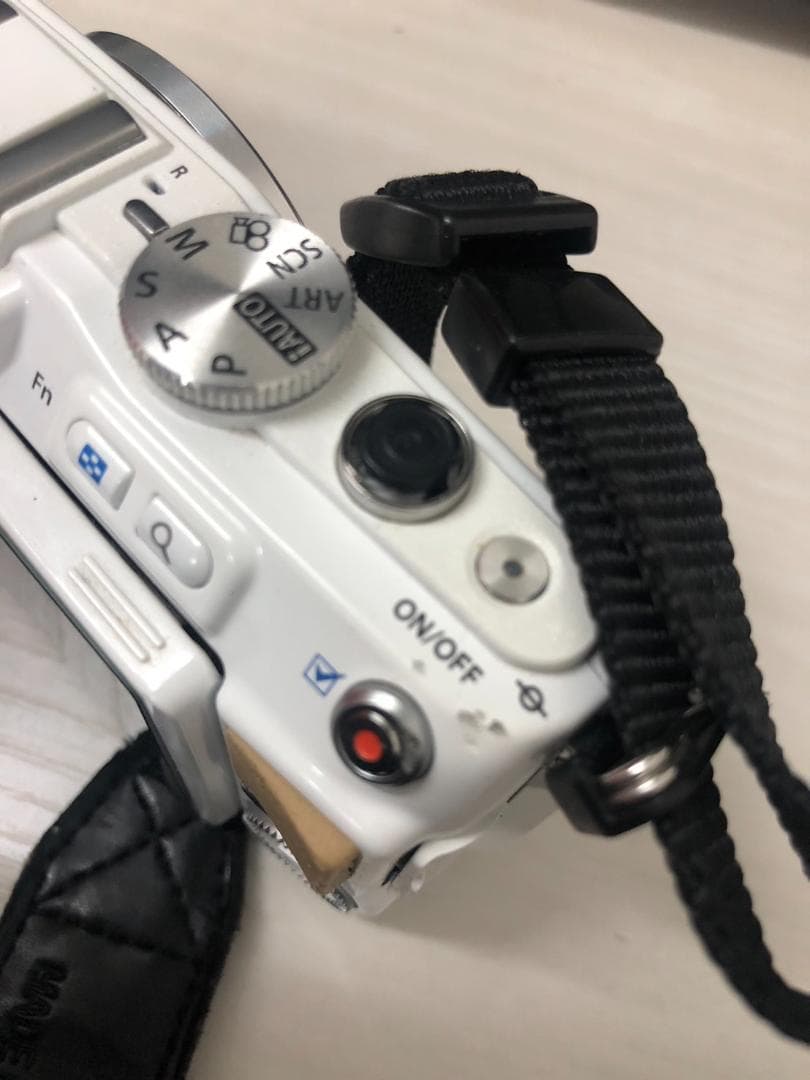 現状品 オリンパス PEN Lite E-PL5 ミラーレス一眼レフ